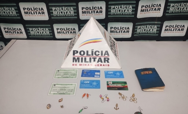 PM prende suspeita de furtar objetos em interior de residência no bairro JK
